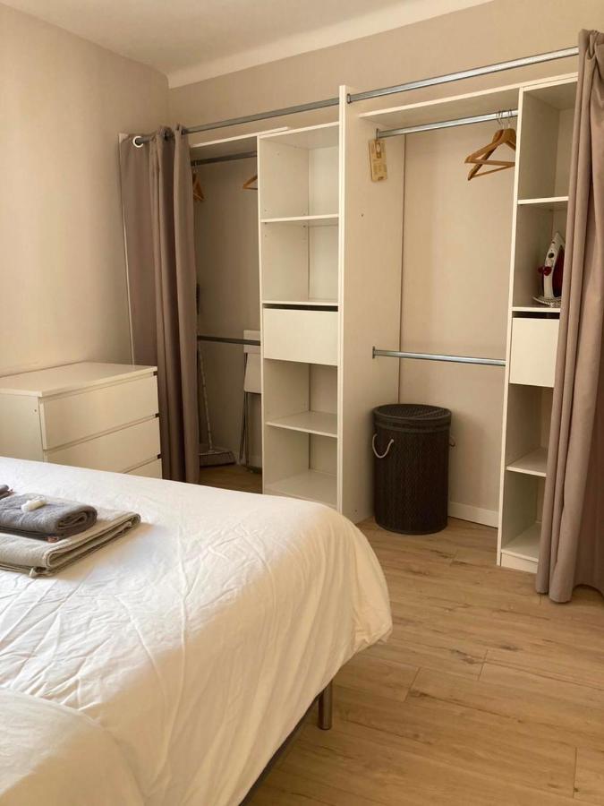 Appart Neuf Au Coeur Du Village De Collobrières Kültér fotó